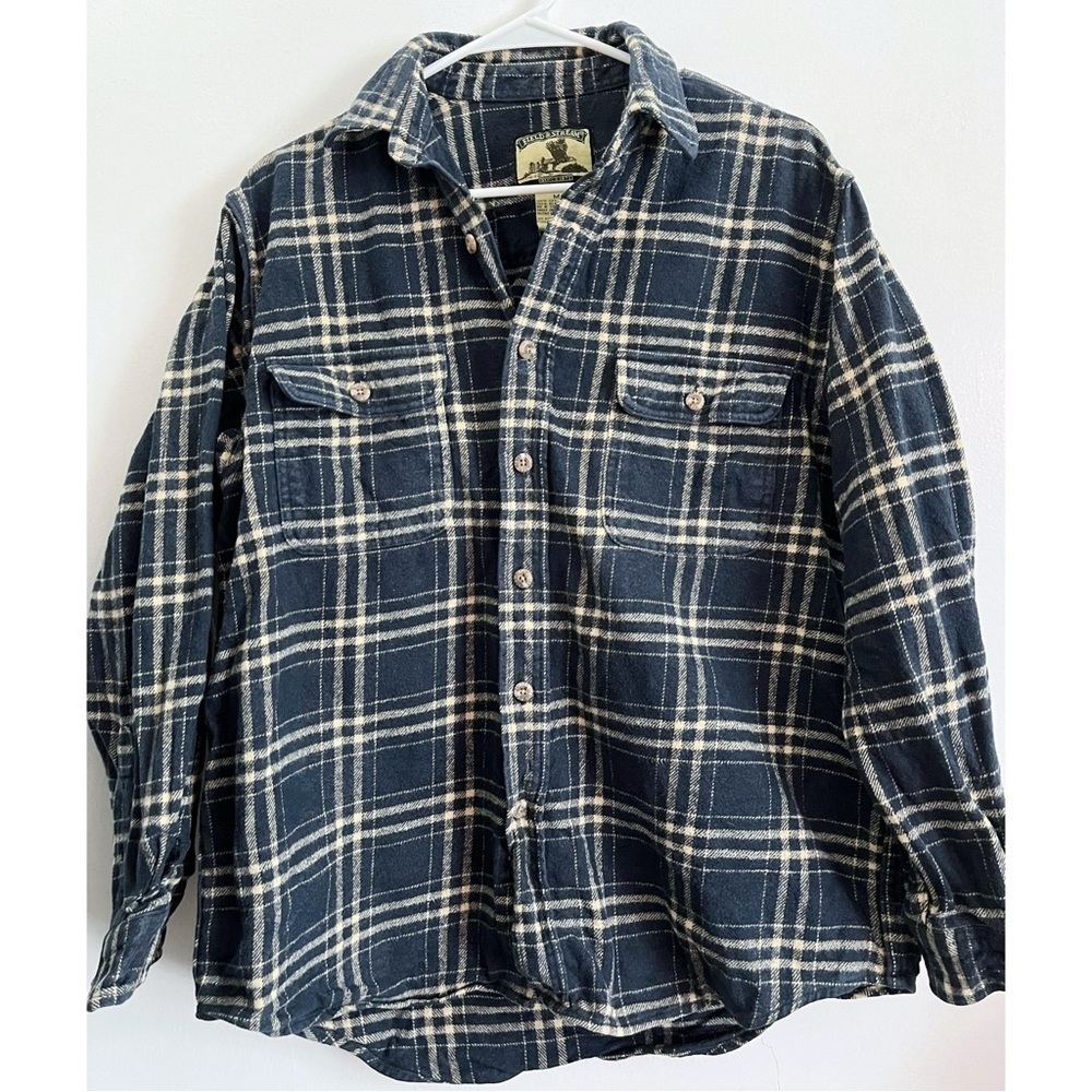 Field and Stream • Vintage Rigid Cotton Plaid Button-Up Shirt